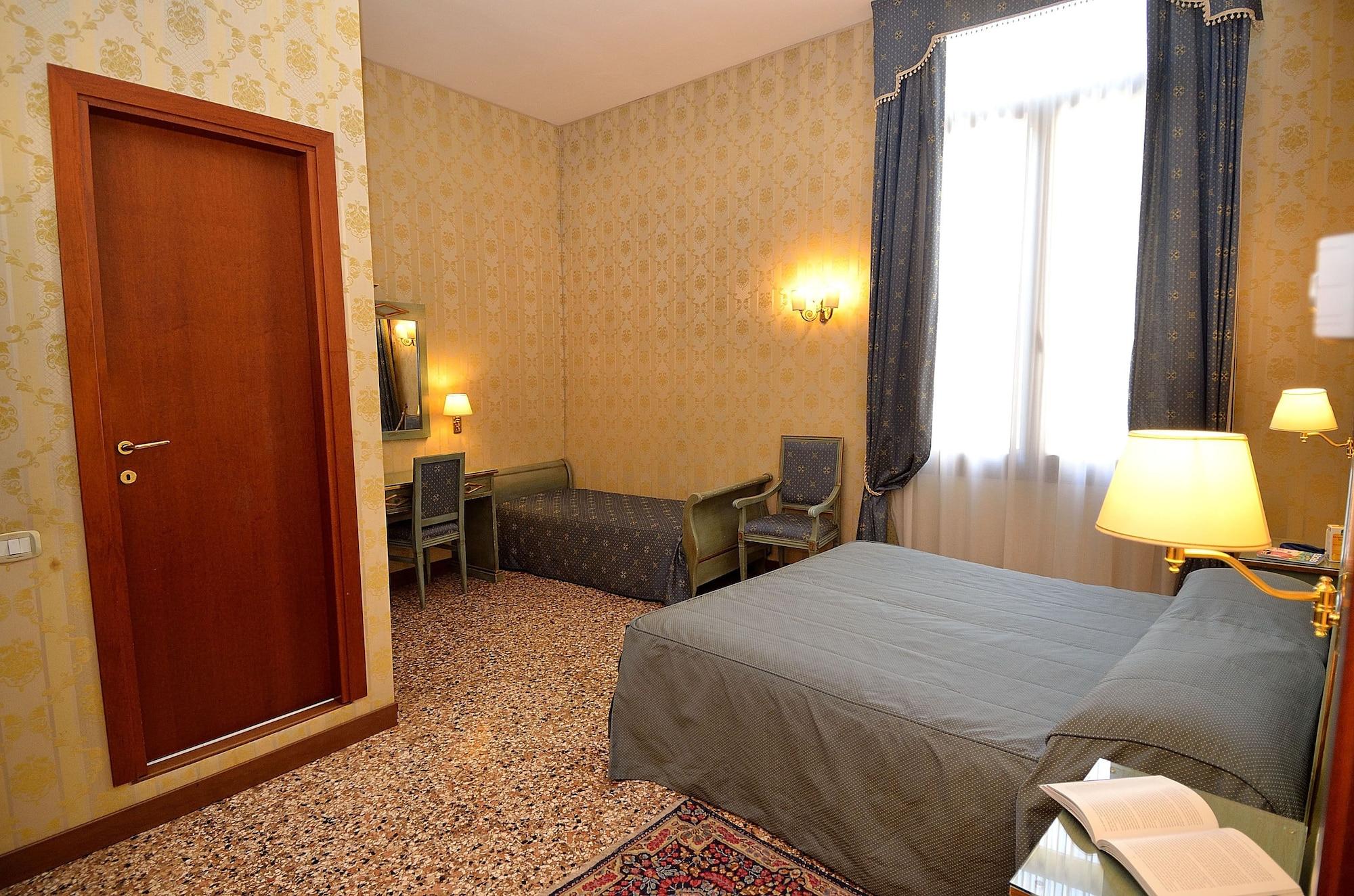 Locanda La Corte Венеция Екстериор снимка