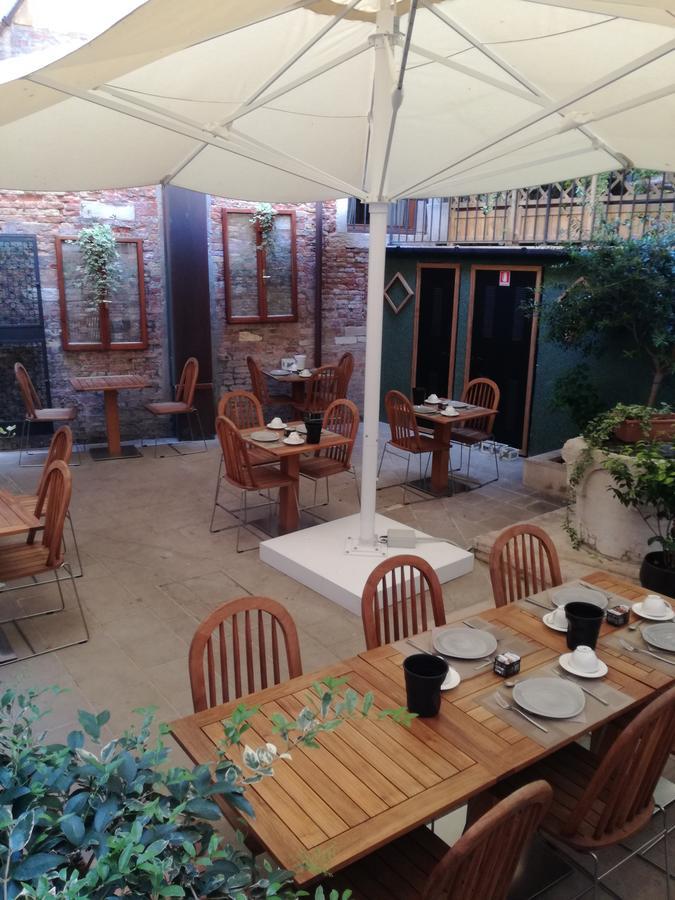 Locanda La Corte Венеция Екстериор снимка
