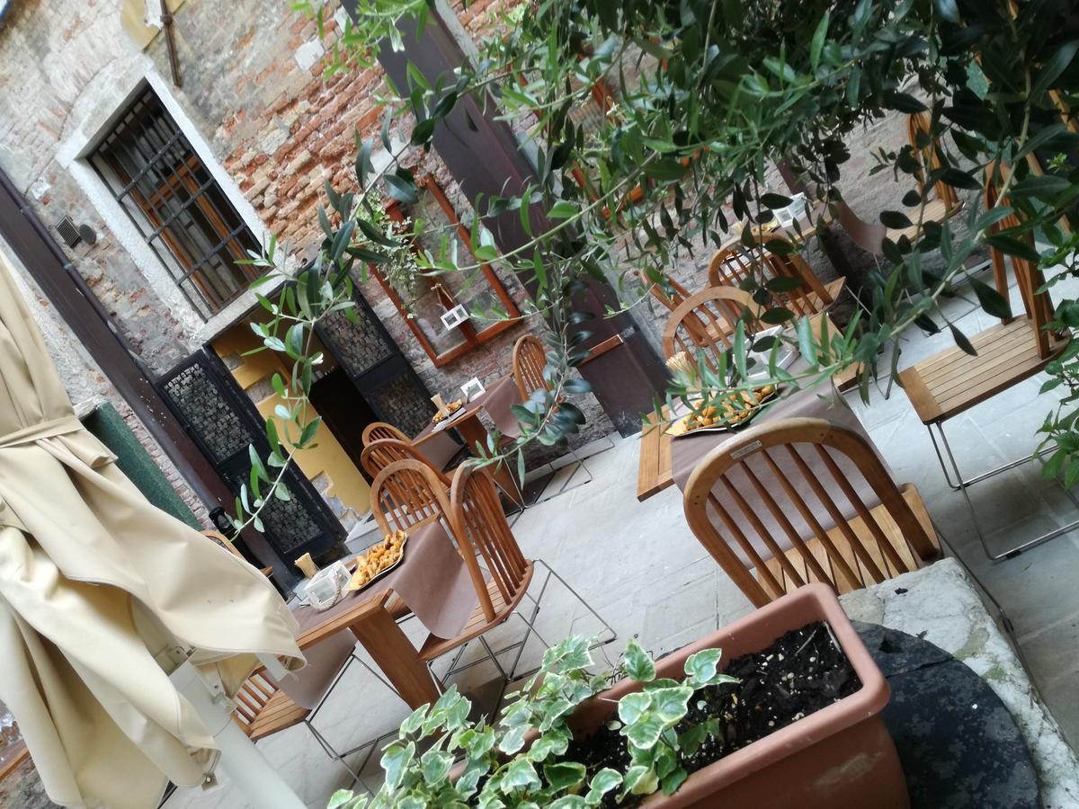 Locanda La Corte Венеция Екстериор снимка